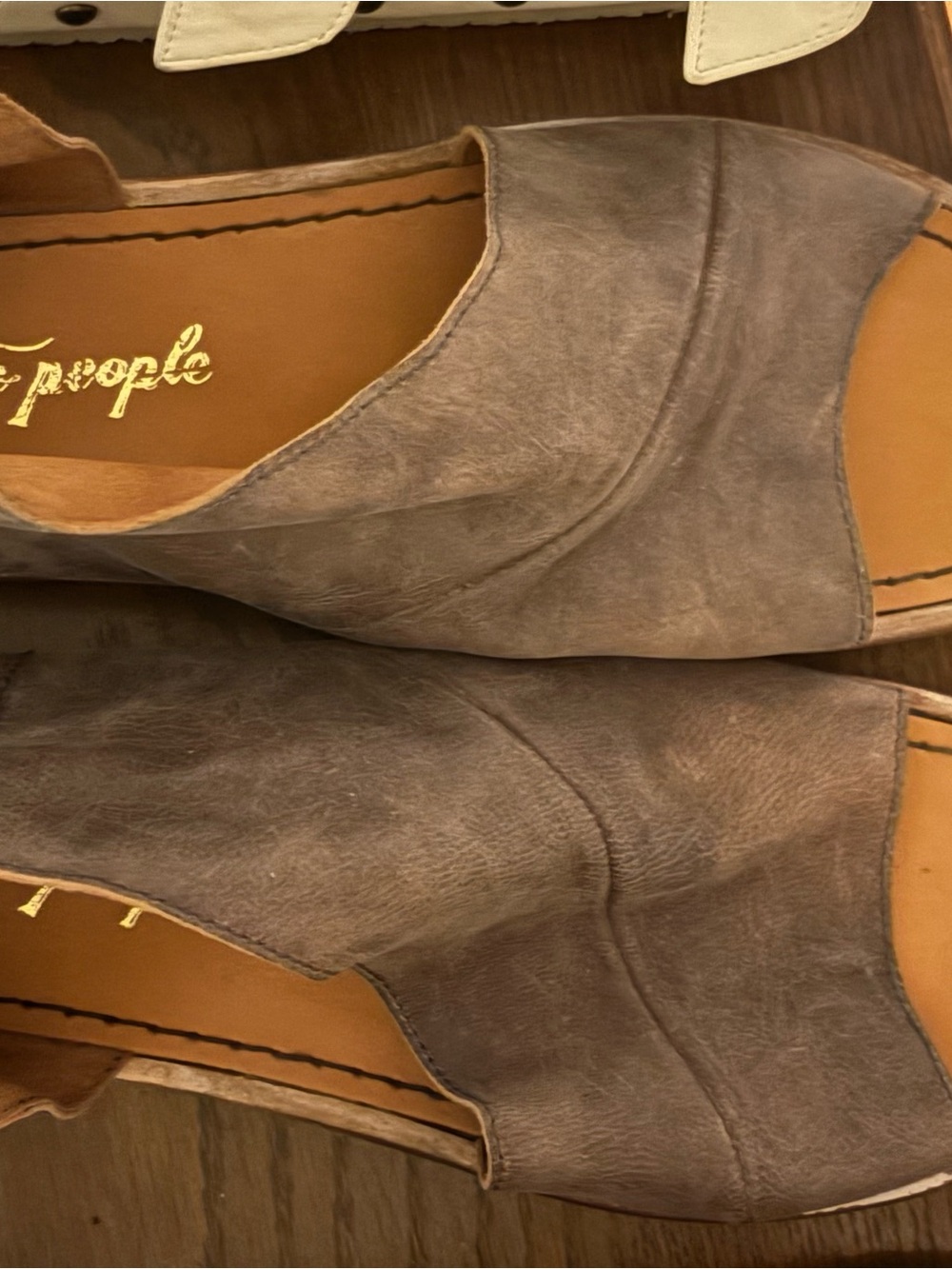 Free People Taupe-Brown Leather Slide Mont Blanc